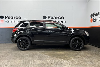 2010 Nissan Dualis - Thumbnail