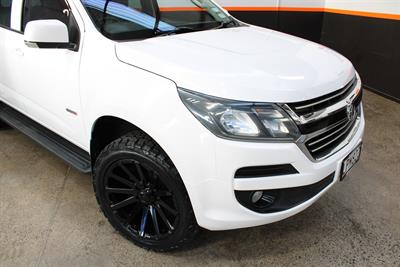 2018 Holden Colorado - Thumbnail