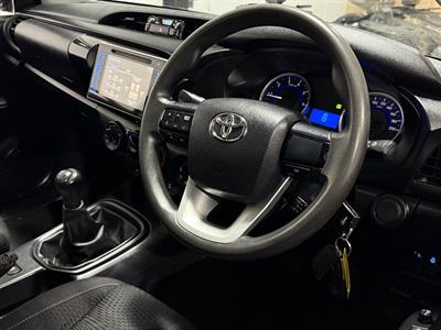 2016 Toyota Hilux - Thumbnail