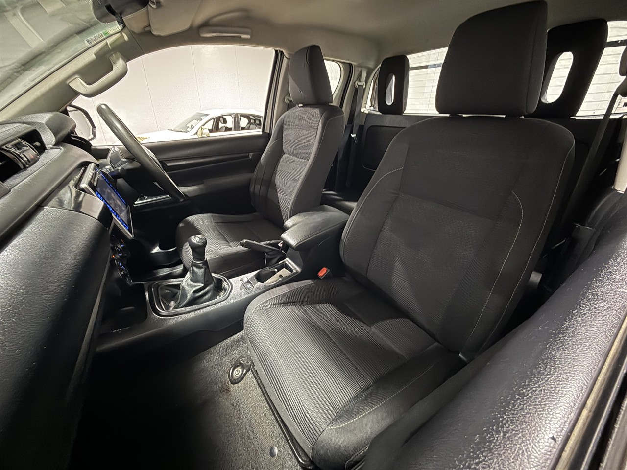 2016 Toyota Hilux