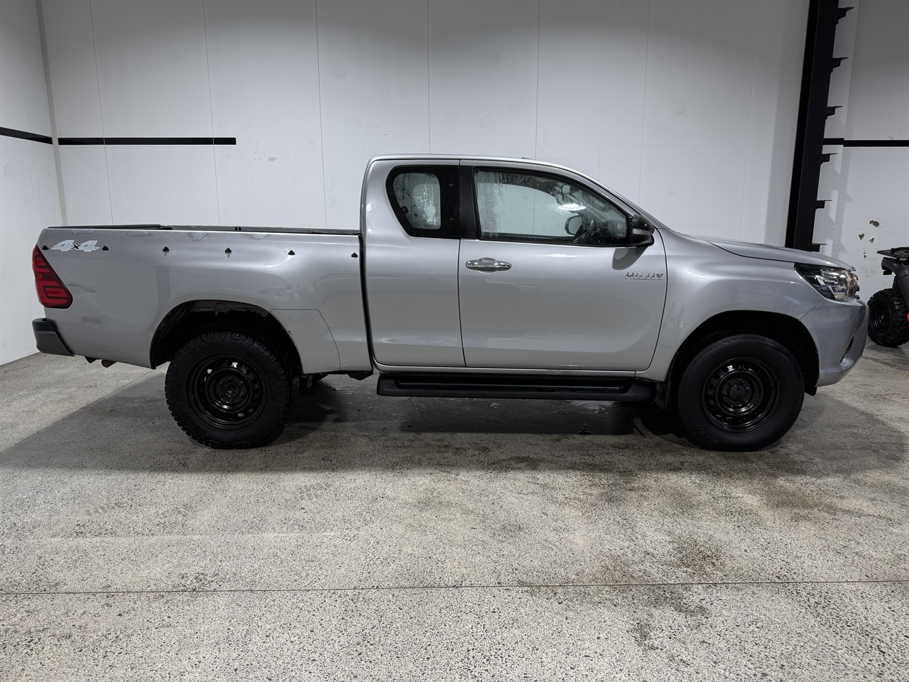 2016 Toyota Hilux