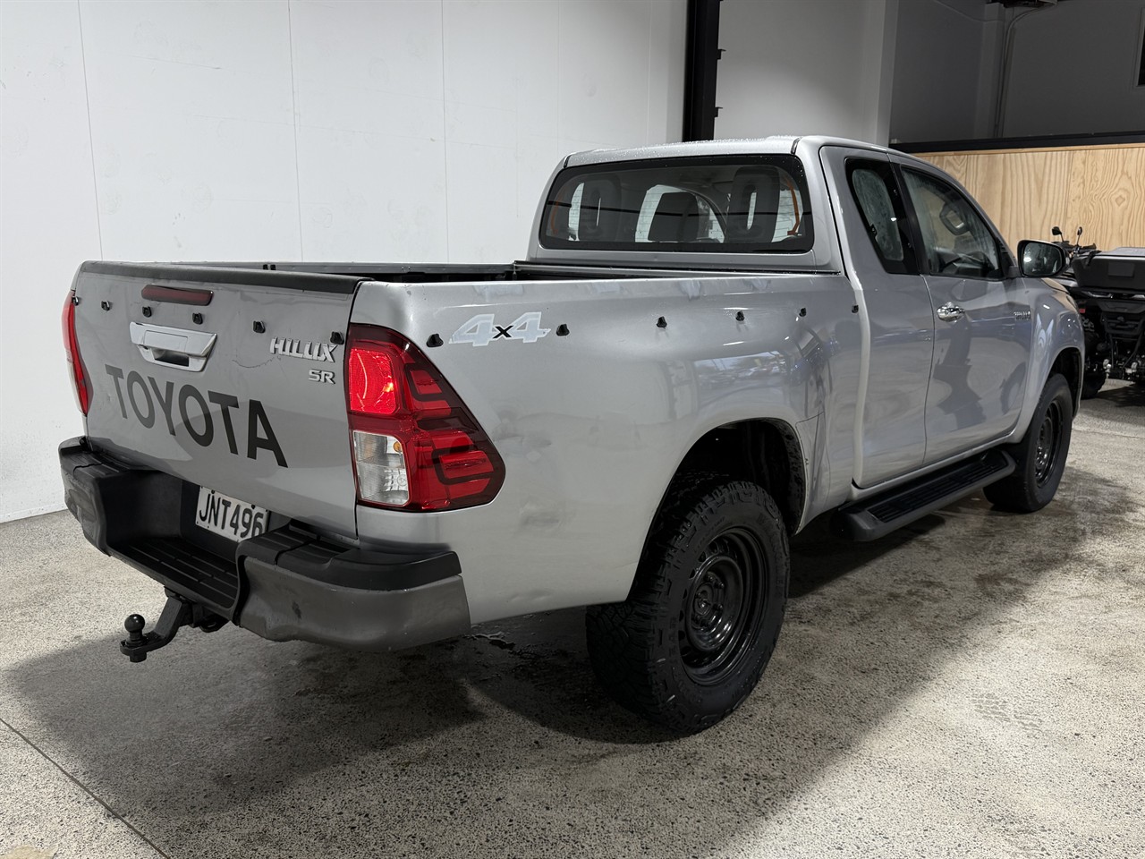 2016 Toyota Hilux