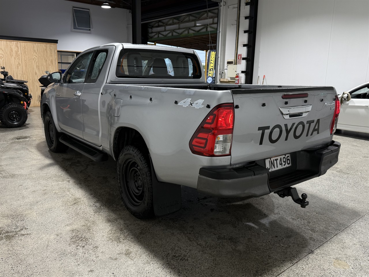 2016 Toyota Hilux