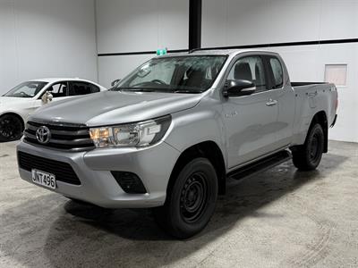 2016 Toyota Hilux - Thumbnail