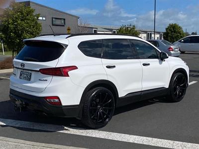 2020 Hyundai SANTA FE - Thumbnail