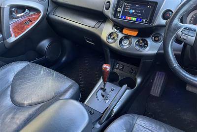2010 Toyota Vanguard - Thumbnail