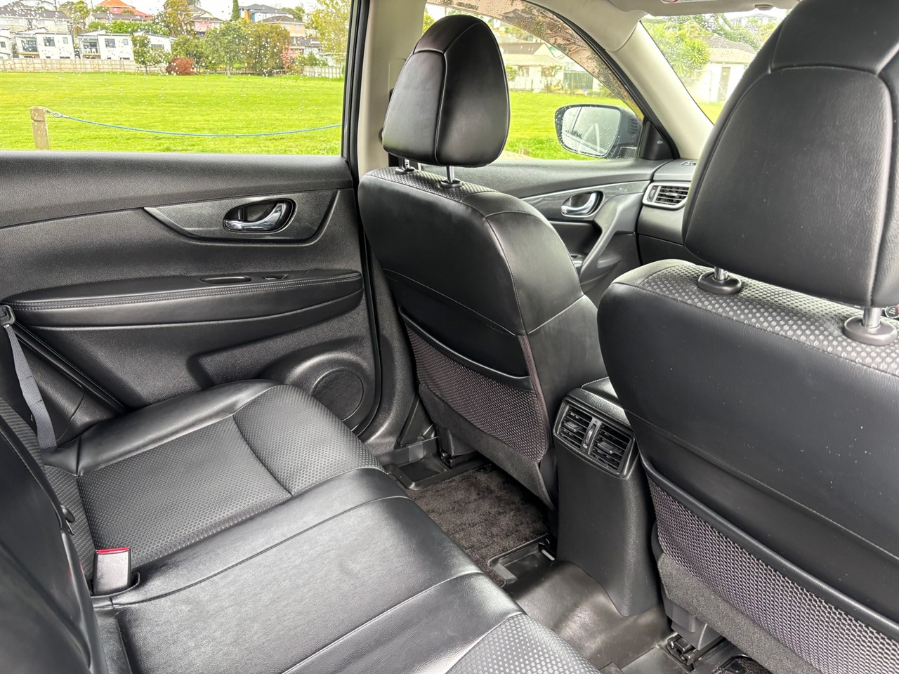 2015 Nissan X-Trail