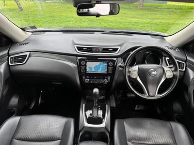 2015 Nissan X-Trail - Thumbnail