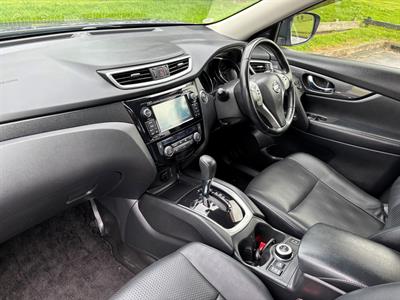 2015 Nissan X-Trail - Thumbnail