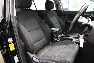 2016 Kia Sportage - Thumbnail