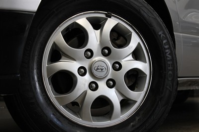 2012 Hyundai Iload - Thumbnail