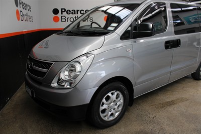 2012 Hyundai Iload - Thumbnail