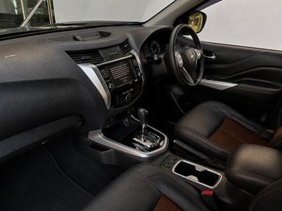 2021 Nissan Navara - Thumbnail