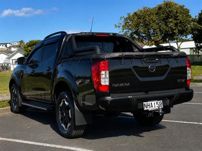 2021 Nissan Navara - Thumbnail