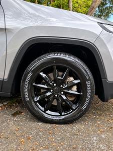 2016 Jeep Cherokee - Thumbnail