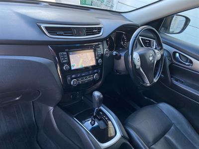 2015 Nissan X-Trail - Thumbnail