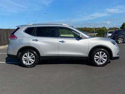 2015 Nissan X-Trail - Thumbnail