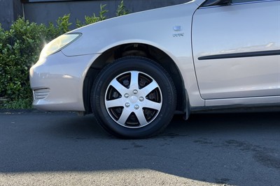 2004 Toyota Camry - Thumbnail