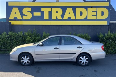 2004 Toyota Camry - Thumbnail