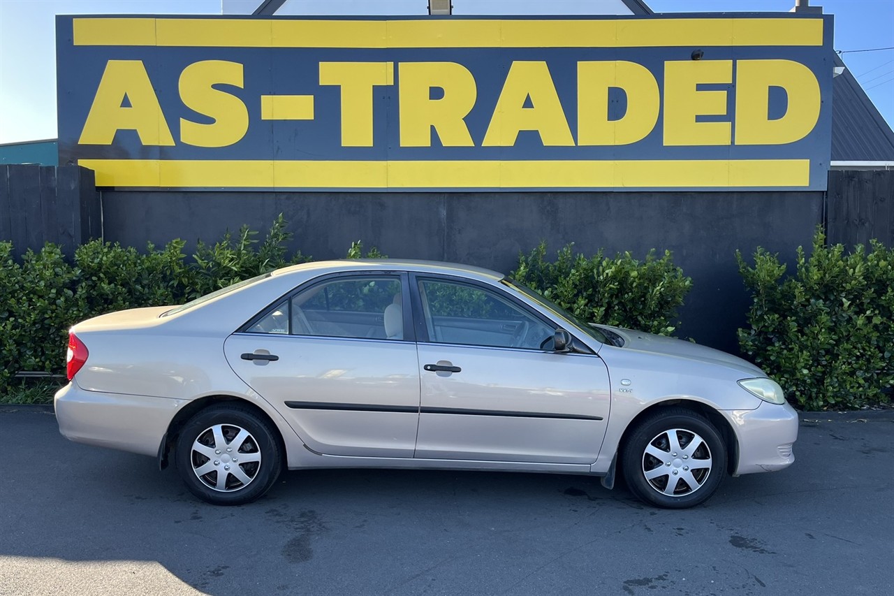 2004 Toyota Camry