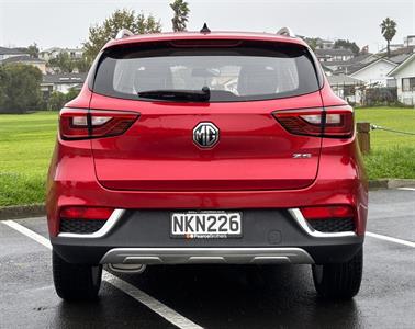 2021 MG ZS - Thumbnail