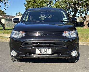 2013 Mitsubishi Outlander - Thumbnail