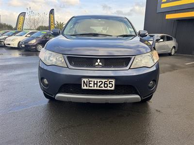 2009 Mitsubishi Outlander - Thumbnail