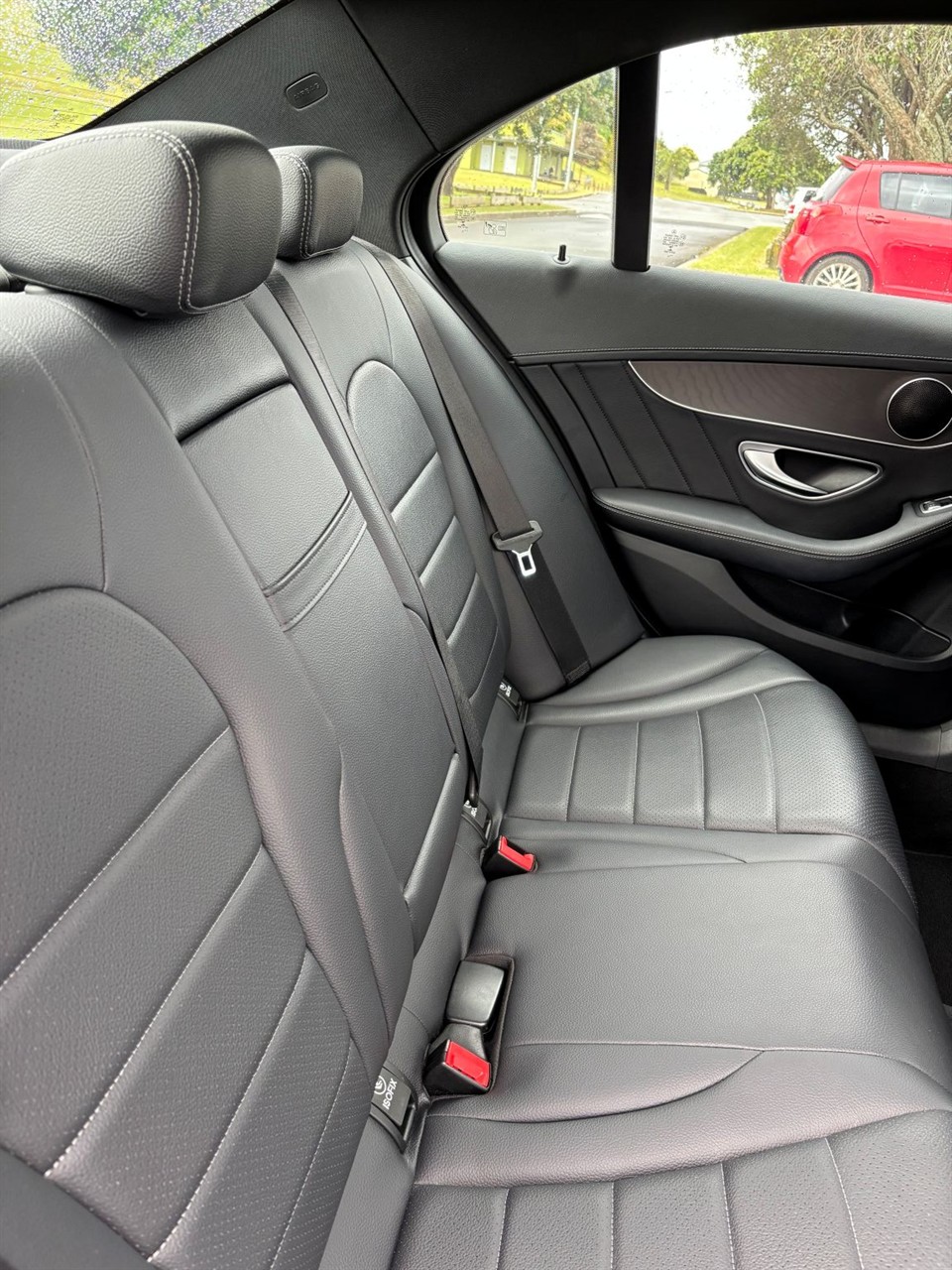 2016 Mercedes-Benz C 200