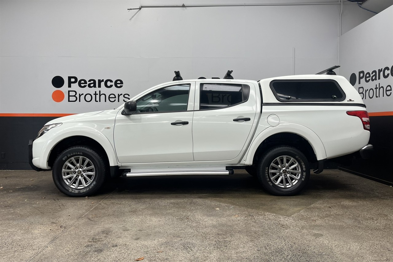 2017 Mitsubishi Triton