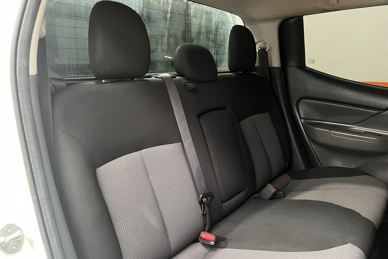 2017 Mitsubishi Triton