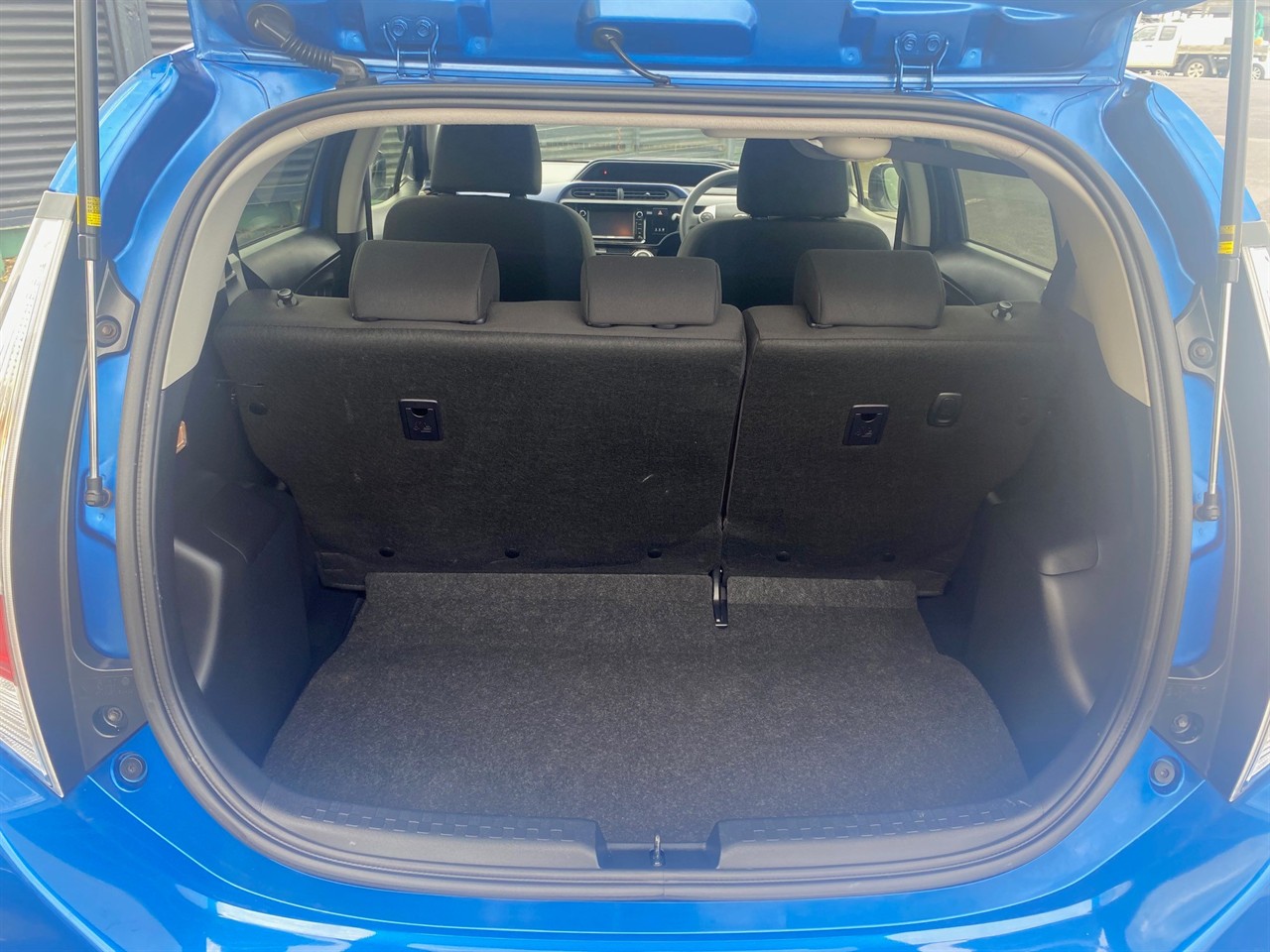 2016 Toyota Aqua