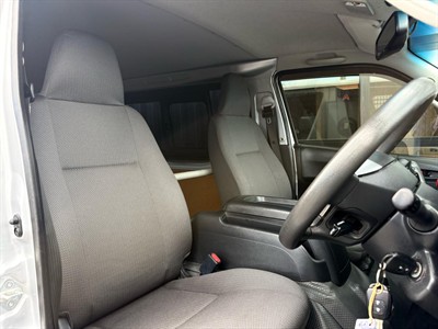 2018 Toyota Hiace - Thumbnail