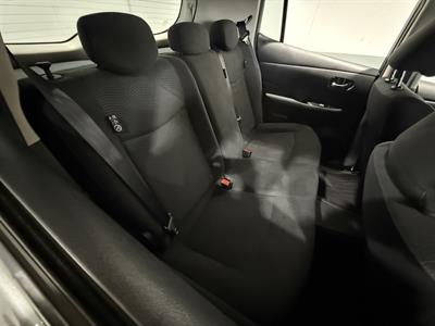 2015 Nissan Leaf - Thumbnail