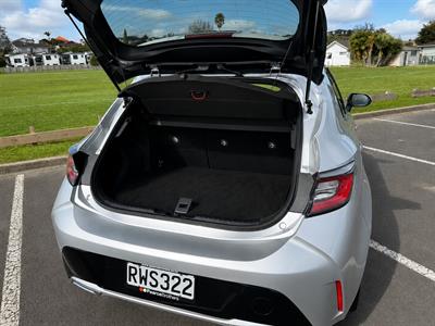 2018 Toyota Corolla - Thumbnail