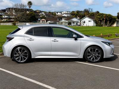 2018 Toyota Corolla - Thumbnail