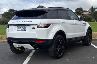2016 Land Rover Range Rover Evoque - Thumbnail