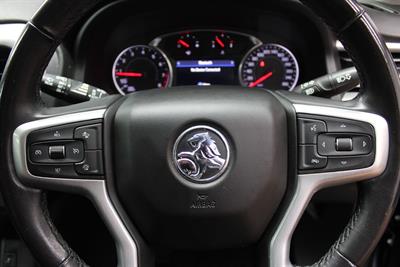 2019 Holden Acadia - Thumbnail