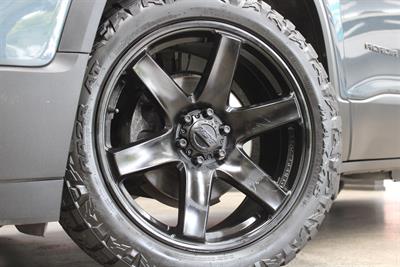 2019 Holden Acadia - Thumbnail