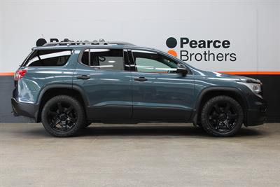 2019 Holden Acadia - Thumbnail