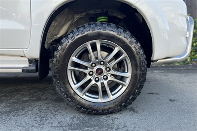 2013 Toyota Hilux - Thumbnail