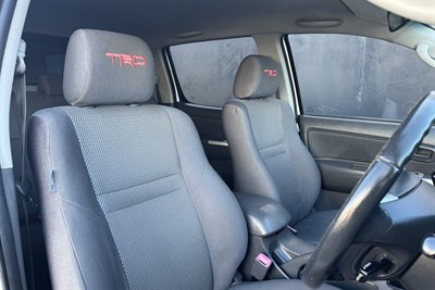 2013 Toyota Hilux - Thumbnail