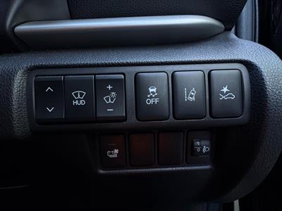 2022 Mitsubishi Eclipse Cross - Thumbnail