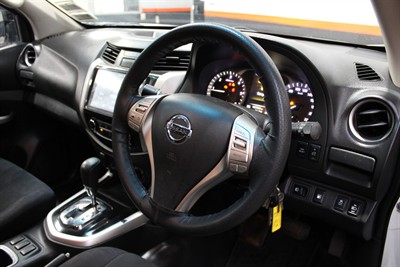 2019 Nissan Navara - Thumbnail