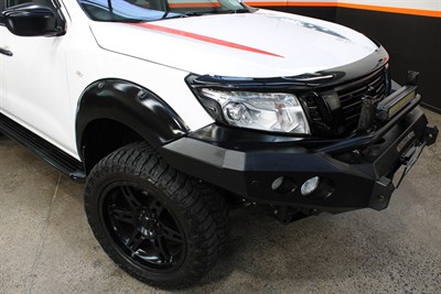 2019 Nissan Navara - Thumbnail