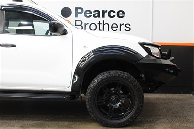 2019 Nissan Navara - Thumbnail