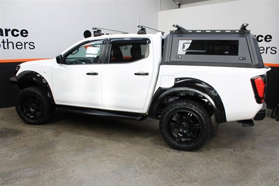 2019 Nissan Navara - Thumbnail