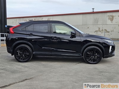 2018 Mitsubishi Eclipse Cross - Thumbnail