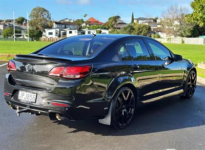2016 Holden Commodore - Thumbnail