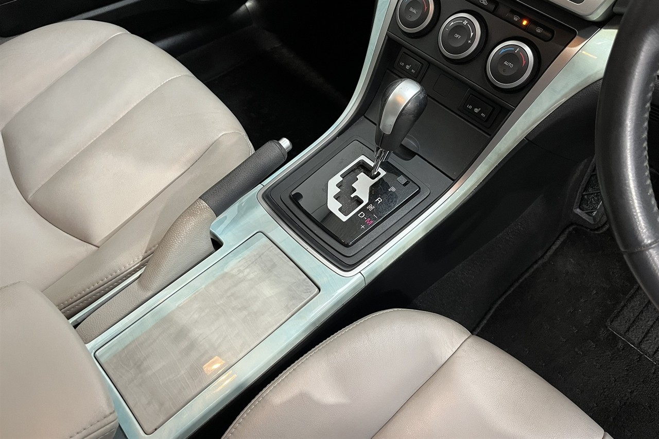 2009 Mazda Atenza