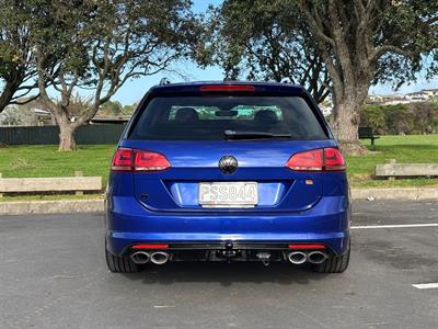 2016 Volkswagen Golf - Thumbnail
